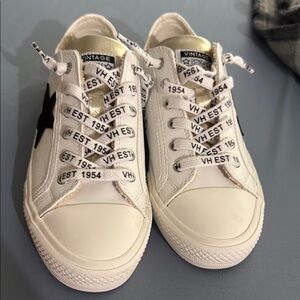 Vintage Havana White and Black Sneakers Low-Top Canvas